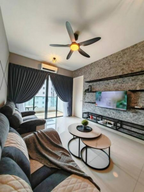 Industrial Design Simfoni 3 Bedroom w Netflix and Wi-Fi